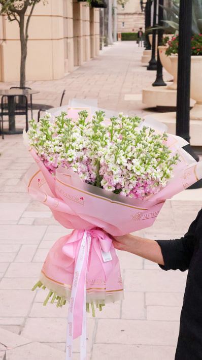 Villa Blossom - Garden Bouquet