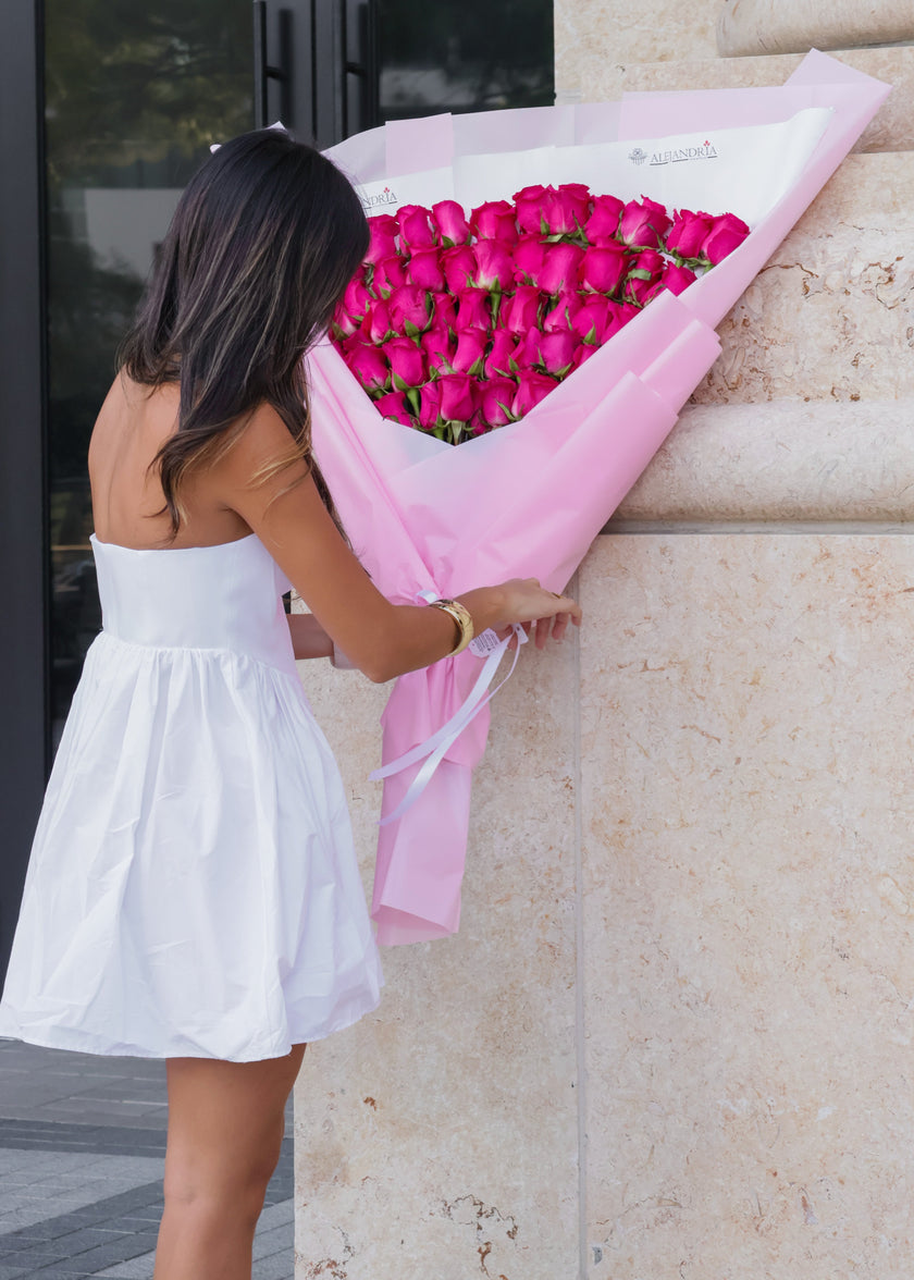 Grand Amour – 50 Luxury Rose Bouquet