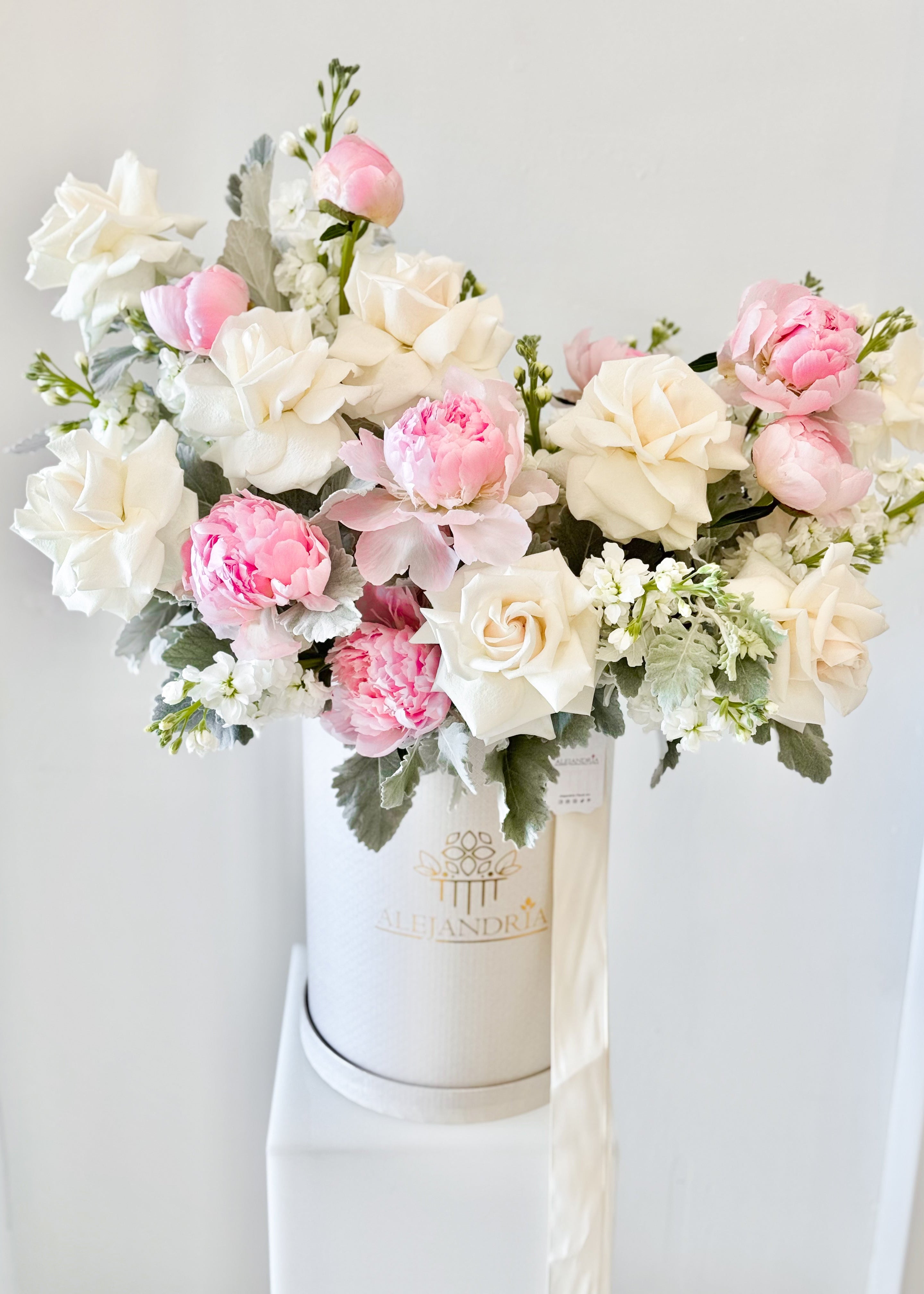 Blush & Ivory Garden - Prestige Flower Box