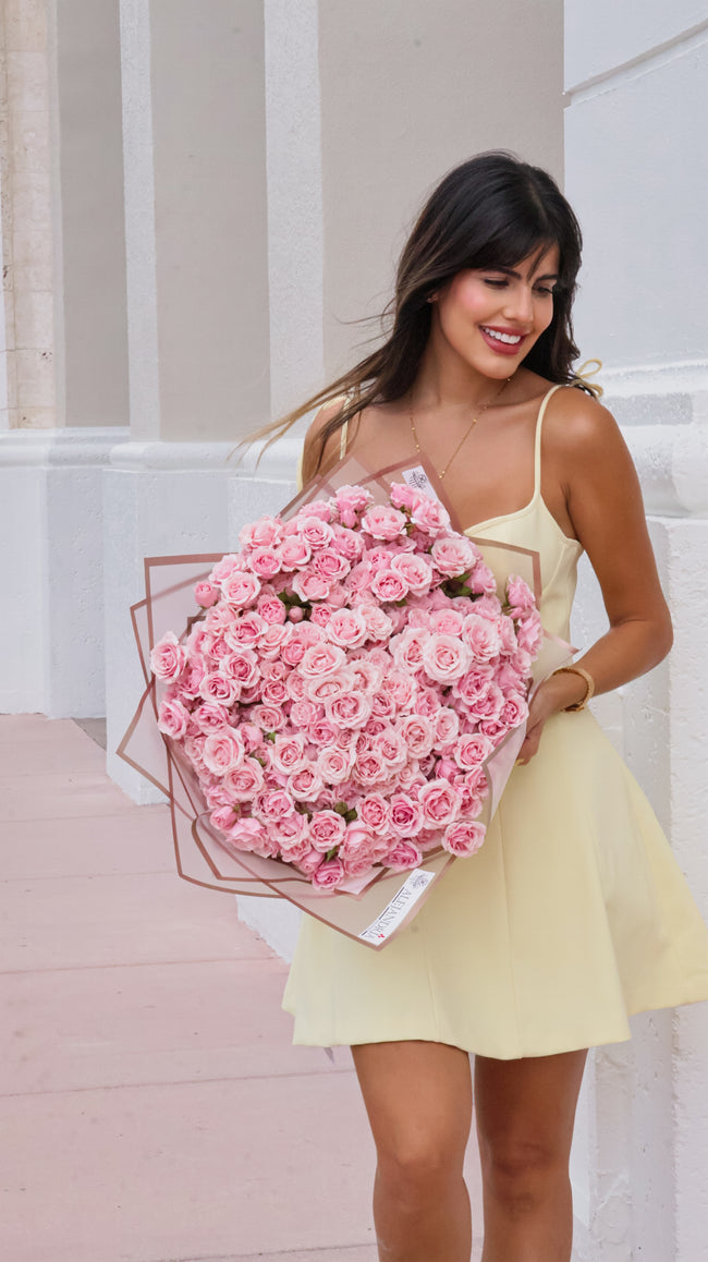 Rosé Cloud – Spray Rose Luxe Bouquet