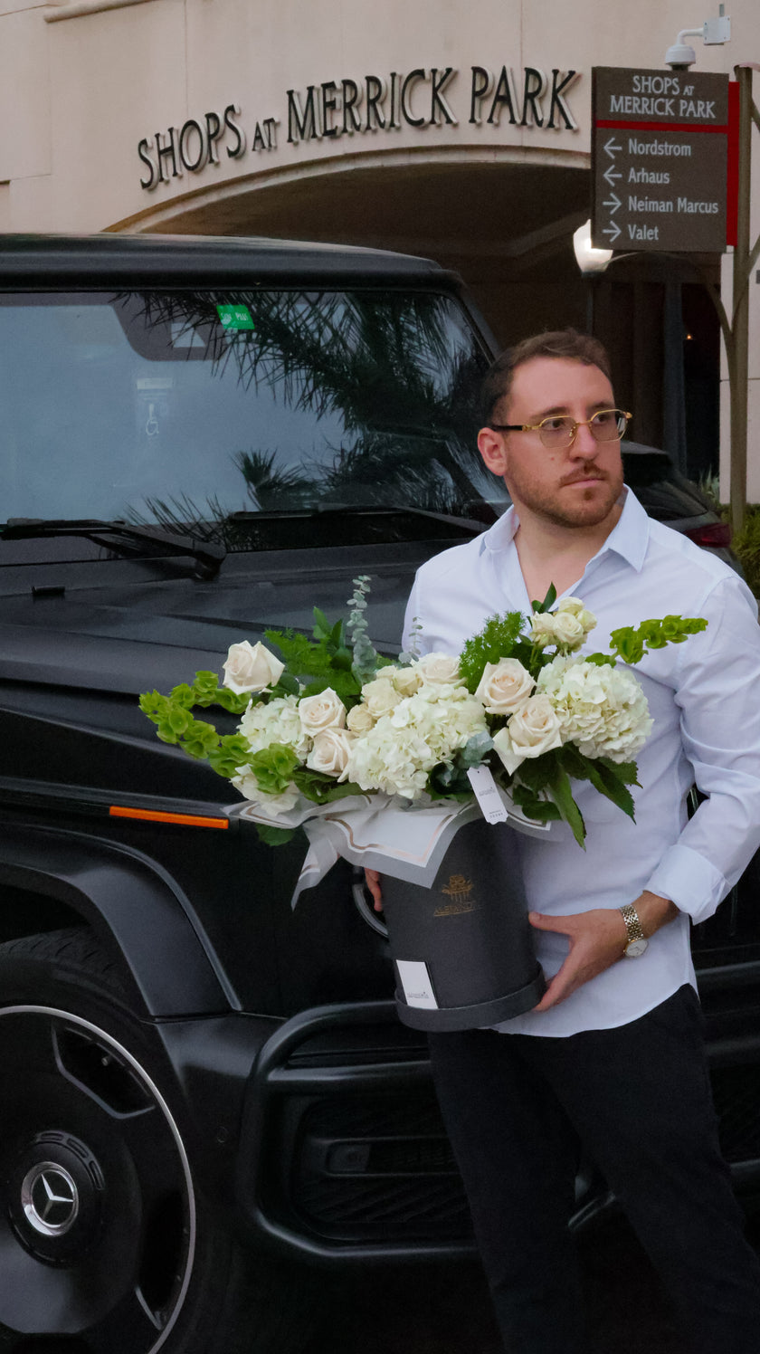 White Elegance FlowerBox