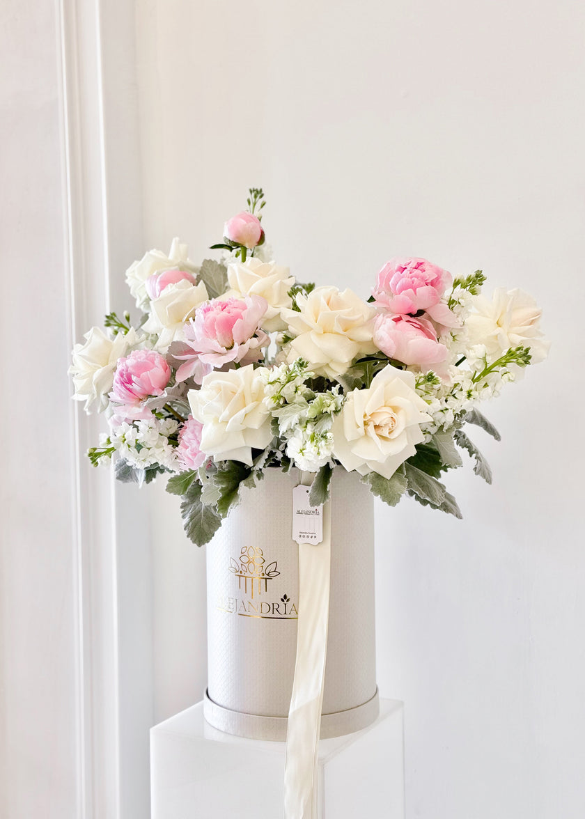 Blush & Ivory Garden - Prestige Flower Box