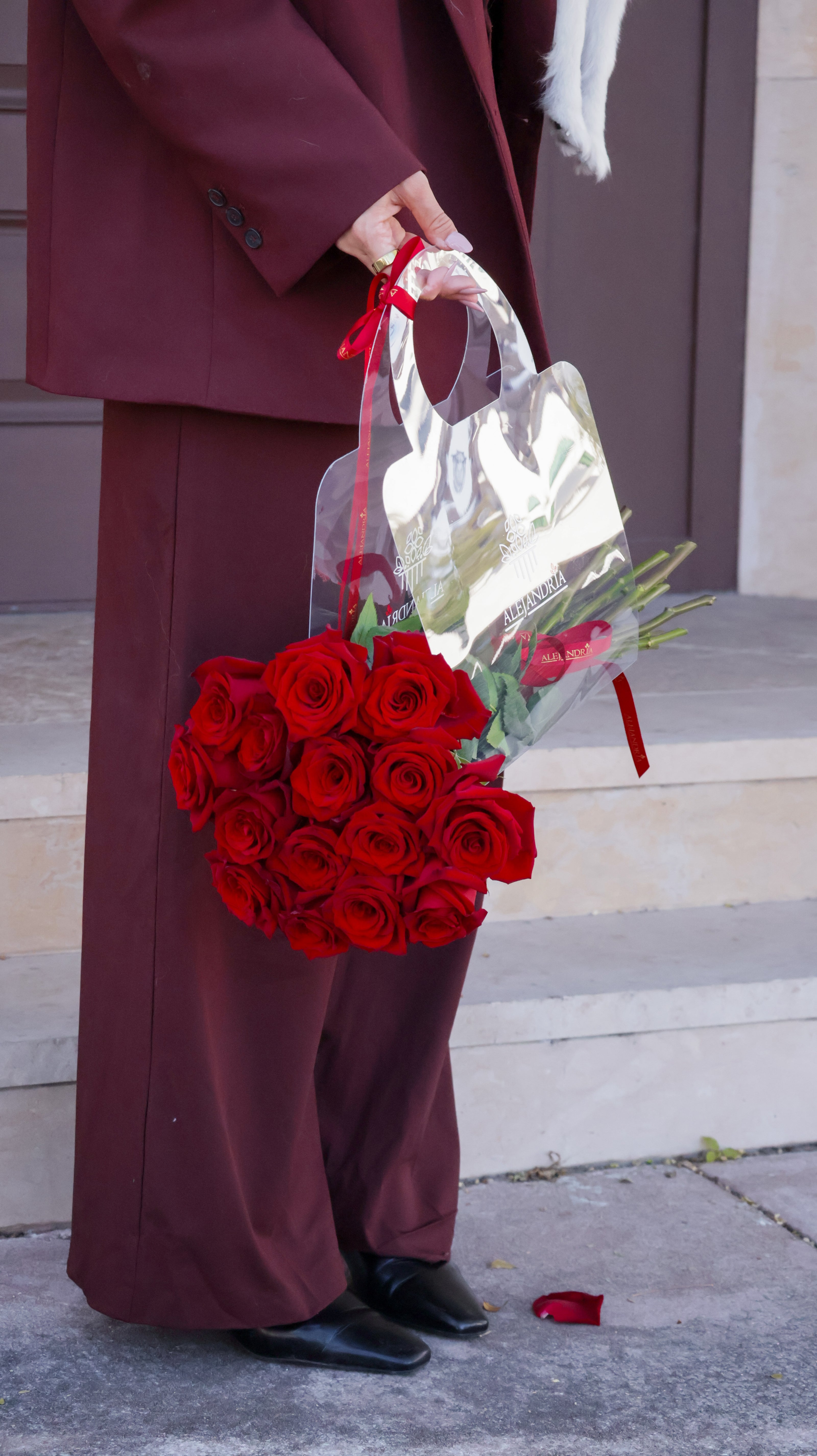 Muse — 12 Rose Sleeve