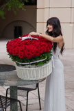 Grand Rose Basket