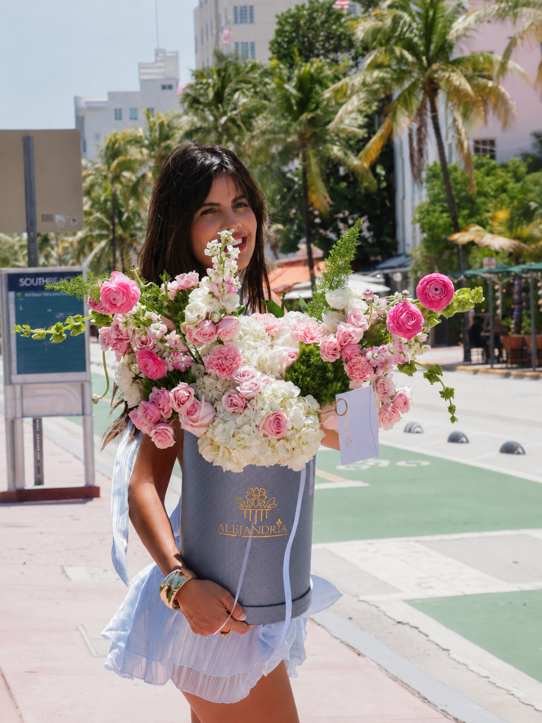 Blush Majesty – Luxury Garden in Bloom