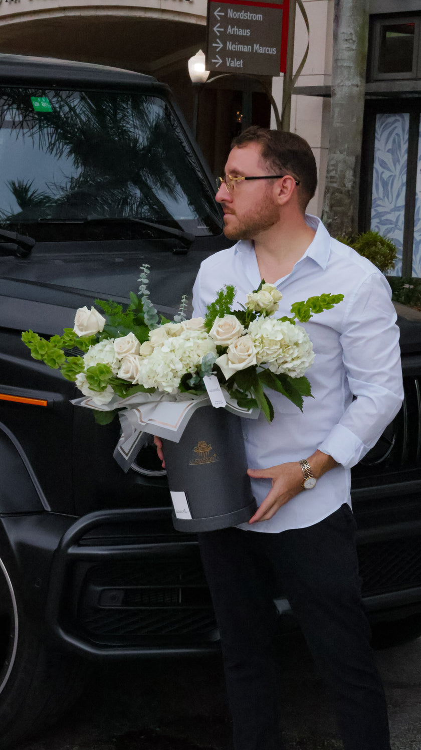White Elegance FlowerBox