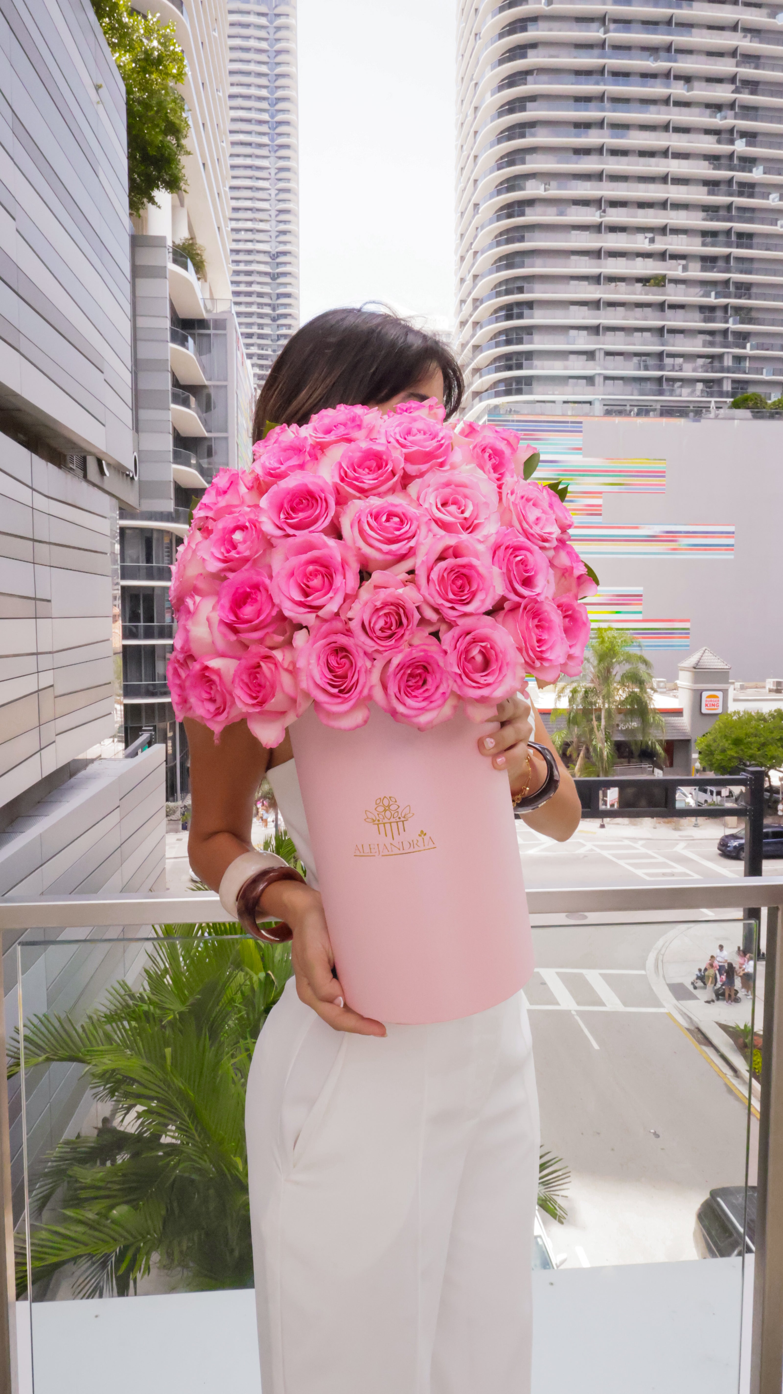 Pure Essence – Prestige Hat Box