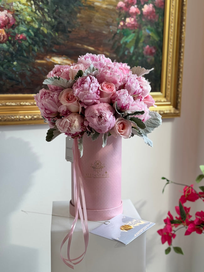 Peony Grace - Classic Flower Box