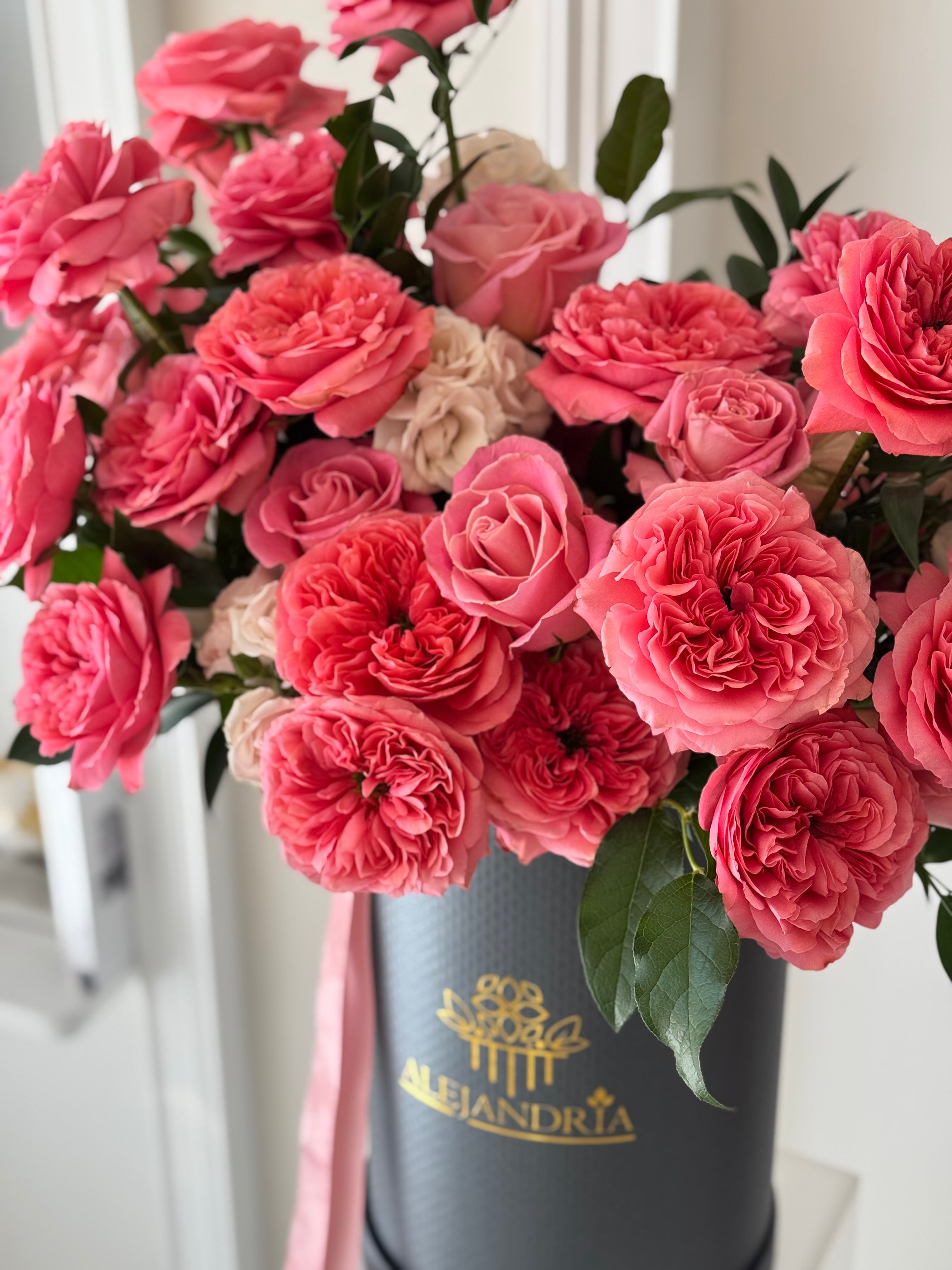 Coral Bloom Hatbox