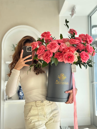 Coral Bloom Hatbox