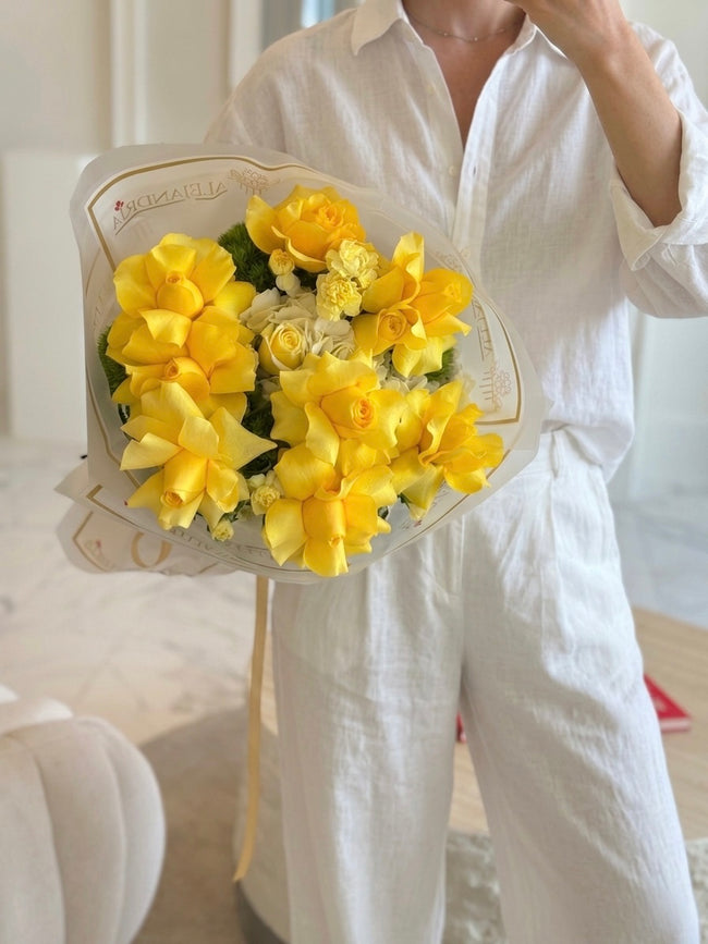 Golden Glow Bouquet