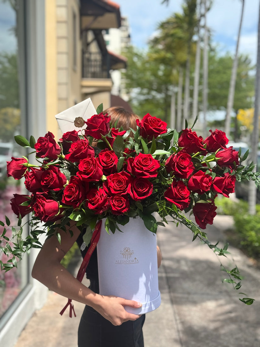 Imperial Grandeur - Roses FlowerBox