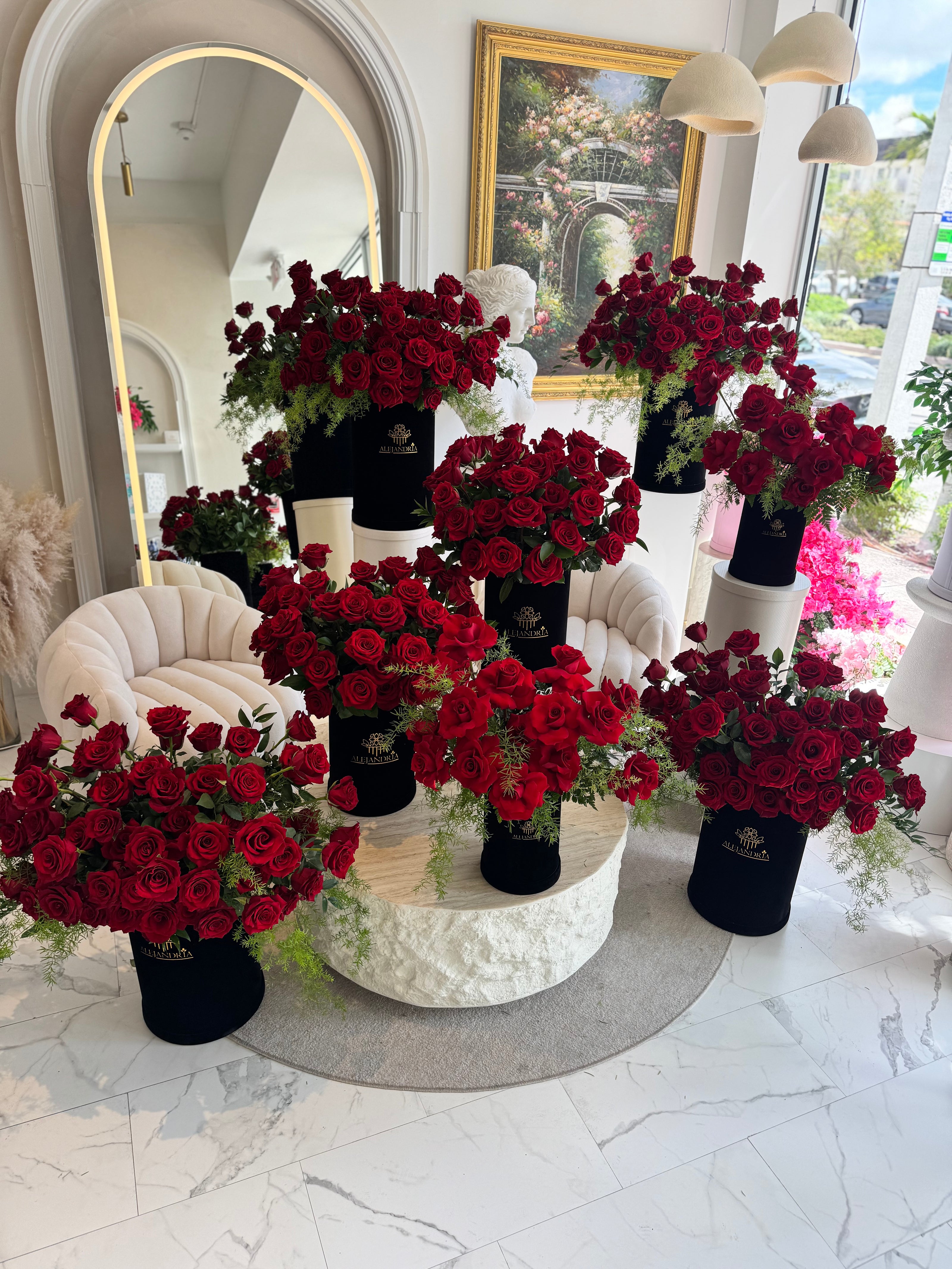 The Grand Rose Experience